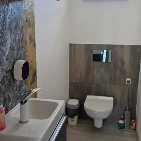 Utulny Klidny A منزل للإقامة Radosovice (Ceske Budejovice)